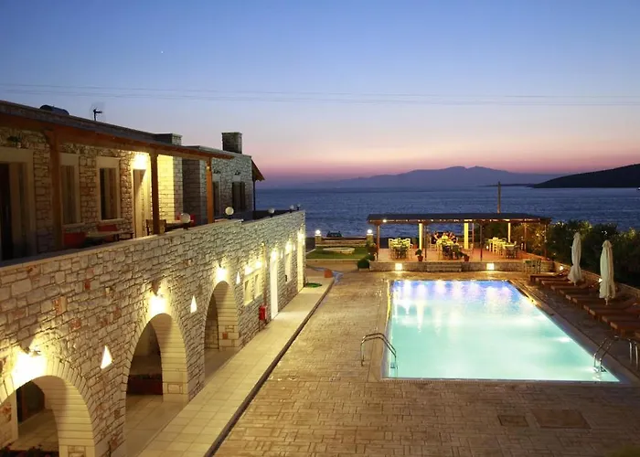 Avgerinos Village Aparthotel