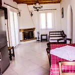 Aparthotel Avgerinos Village