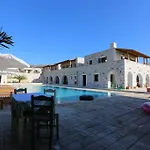 Avgerinos Village