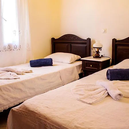 Avgerinos Village Apartahotel Agiassos